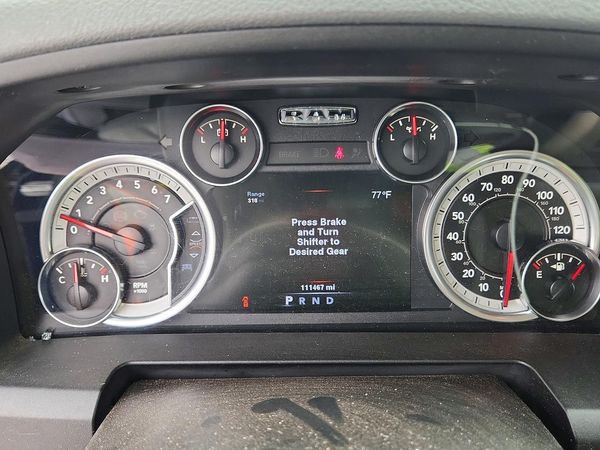 2013 RAM 1500 SLT