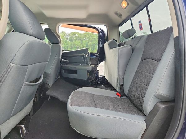 2013 RAM 1500 SLT