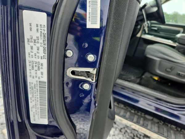 2013 RAM 1500 SLT