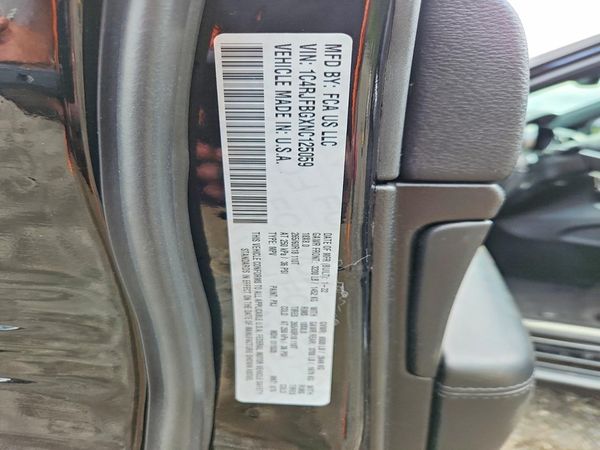 2022 JEEP GRAND CHEROKEE Limited, Limited X