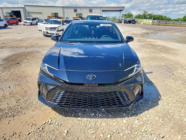 2025 TOYOTA CAMRY