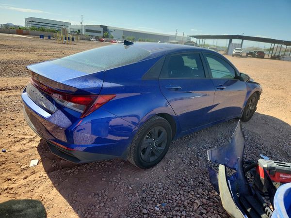 2021 HYUNDAI ELANTRA