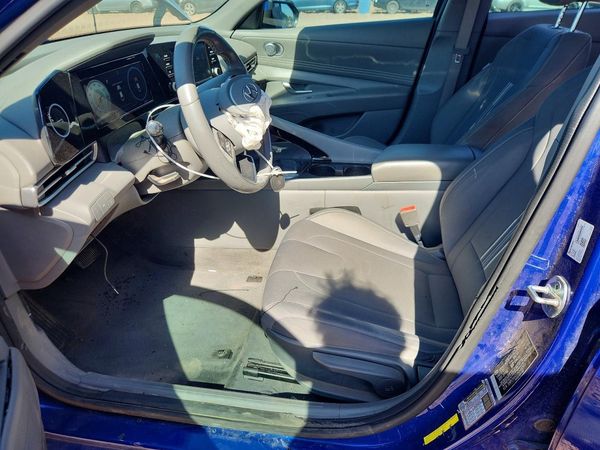 2021 HYUNDAI ELANTRA