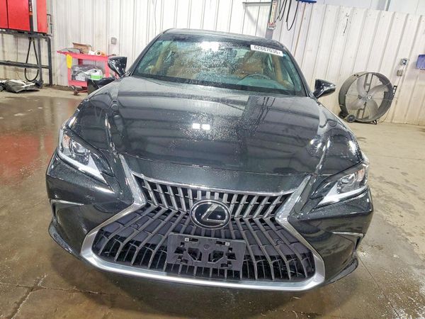 2023 LEXUS ES 300H