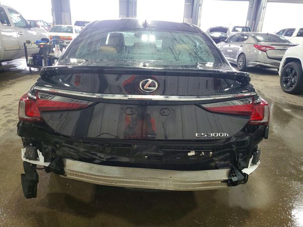2023 LEXUS ES 300H