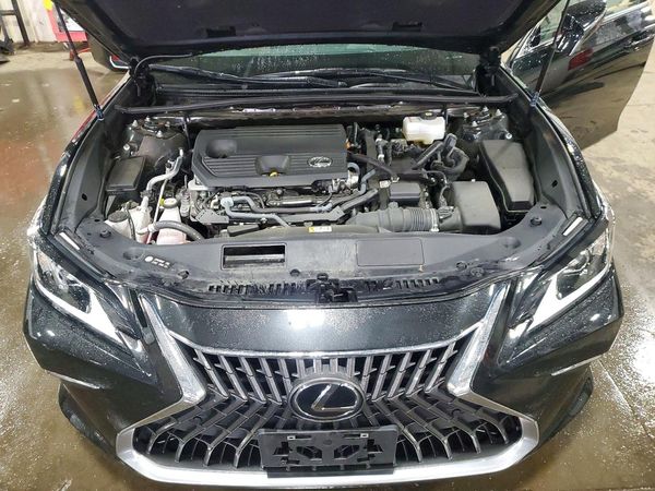 2023 LEXUS ES 300H
