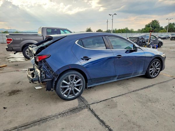 2021 MAZDA 3