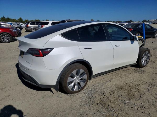 2020 TESLA MODEL Y