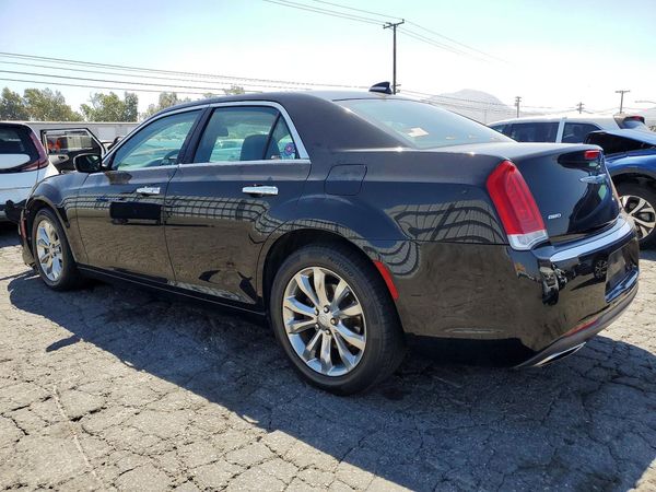 2020 CHRYSLER 300