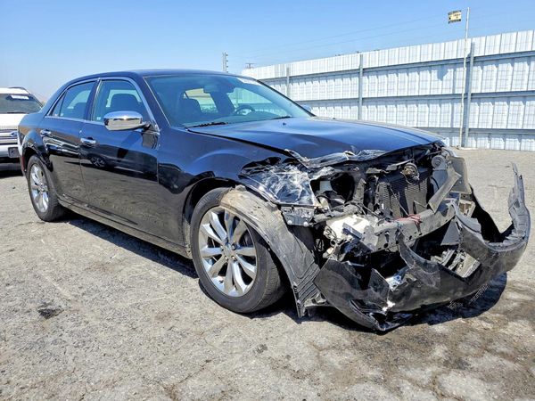 2020 CHRYSLER 300