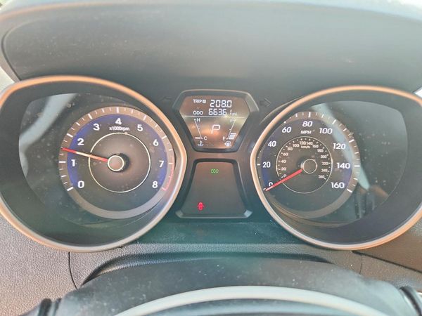 2013 HYUNDAI ELANTRA