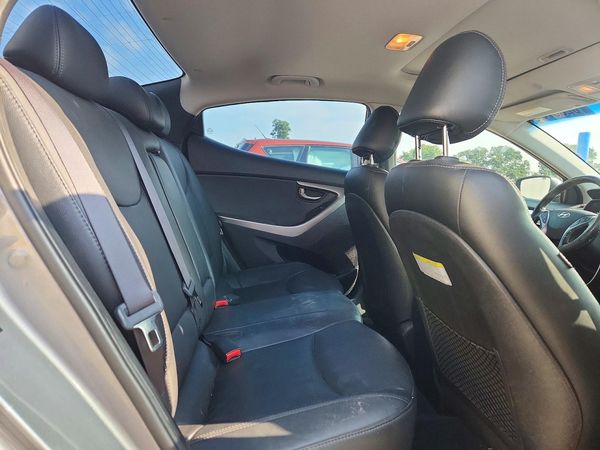 2013 HYUNDAI ELANTRA