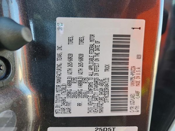 2024 TOYOTA TUNDRA Platinum