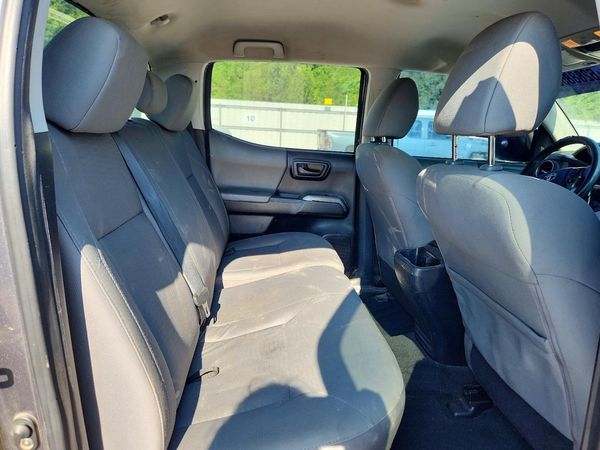 2017 TOYOTA TACOMA