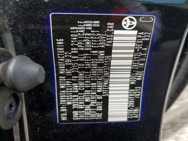 2022 TOYOTA COROLLA