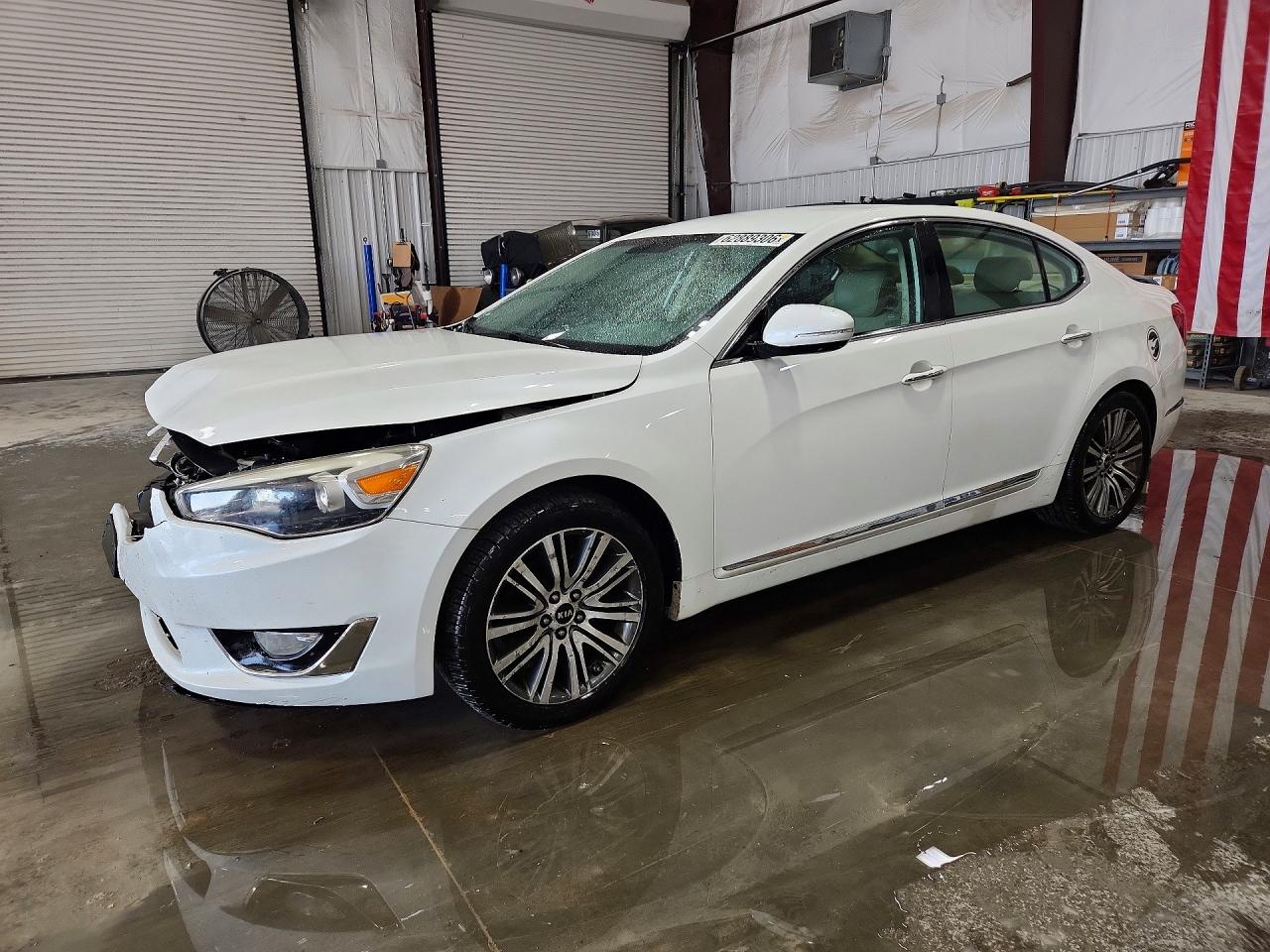 2015 KIA CADENZA