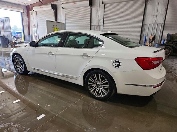 2015 KIA CADENZA