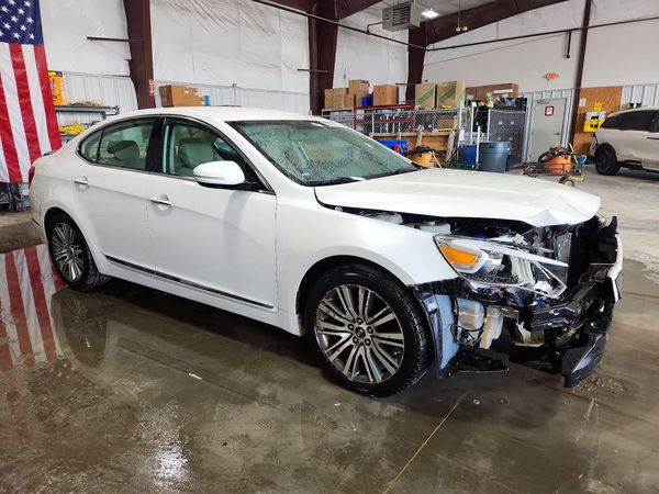 2015 KIA CADENZA