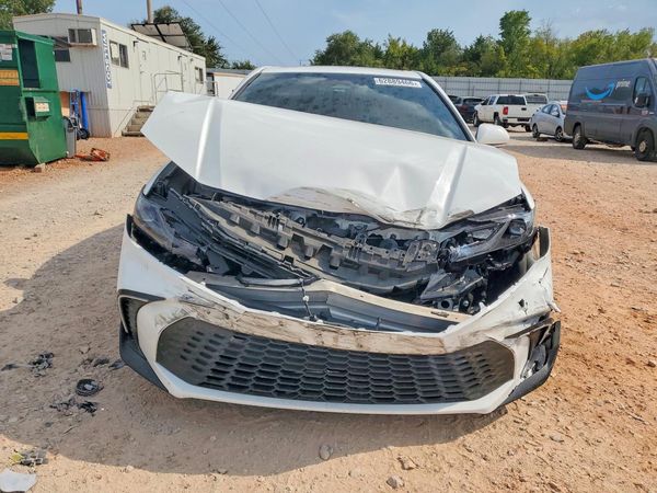 2025 TOYOTA CAMRY
