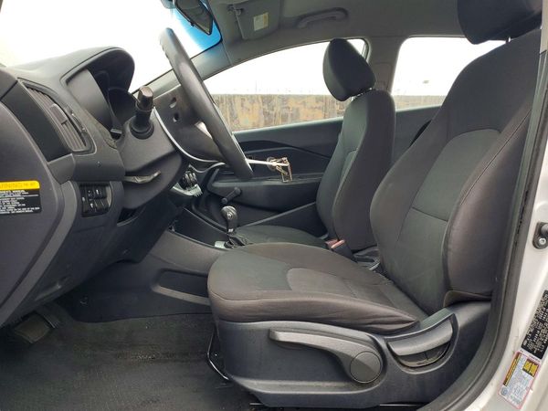 2013 KIA RIO LX