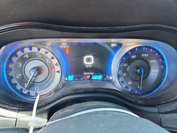 2015 CHRYSLER 300