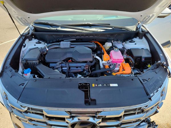2026 HYUNDAI TUCSON HYBRID Limited, Night