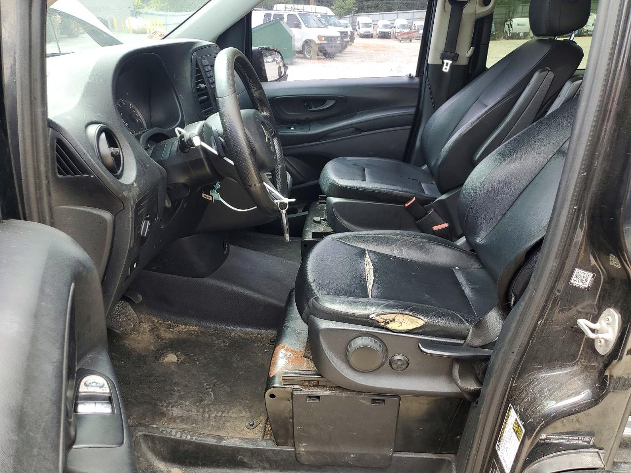 2018 MERCEDES-BENZ METRIS