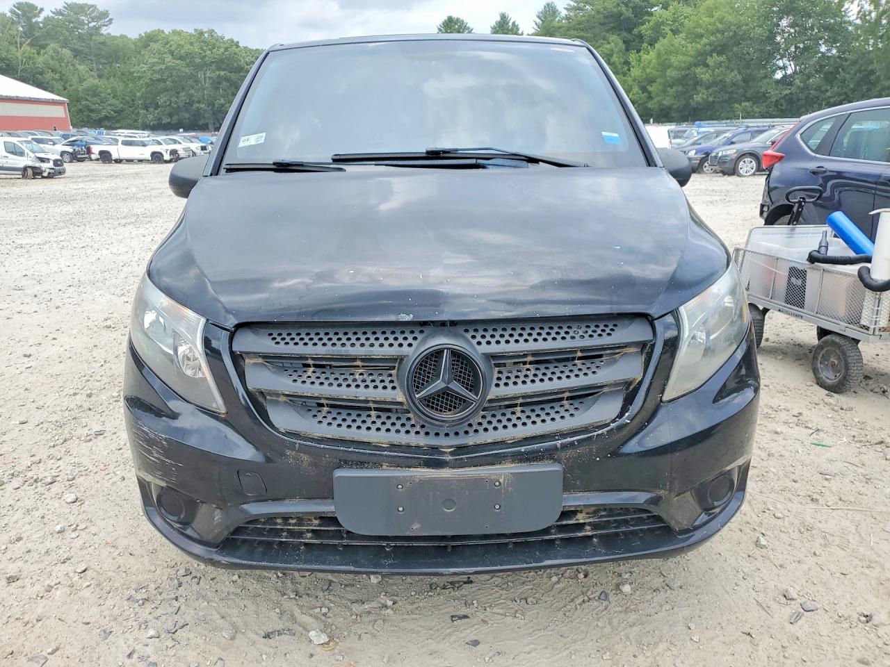 2018 MERCEDES-BENZ METRIS