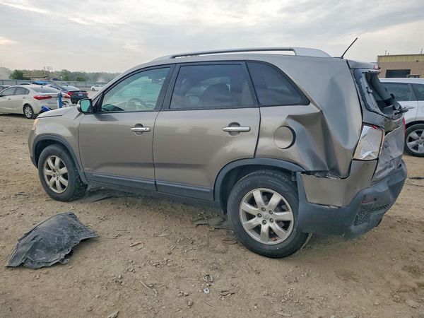 2013 KIA SORENTO Base / LX
