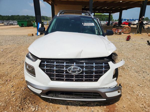 2024 HYUNDAI VENUE