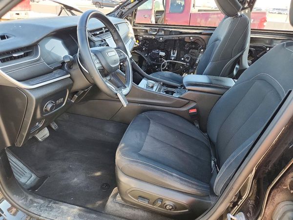 2021 JEEP GRAND CHEROKEE L LAREDO 4X4