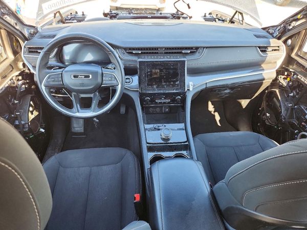 2021 JEEP GRAND CHEROKEE L LAREDO 4X4