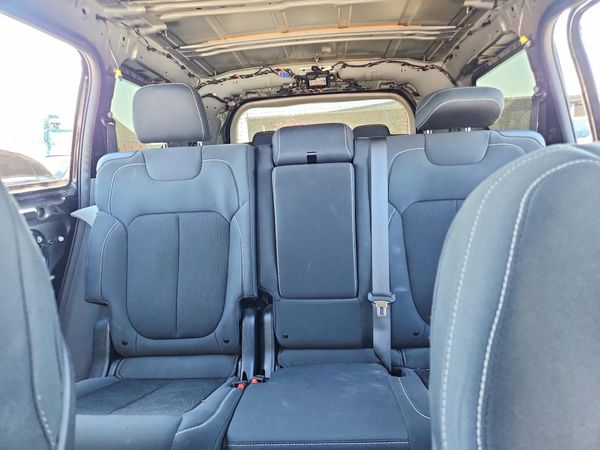 2021 JEEP GRAND CHEROKEE L LAREDO 4X4