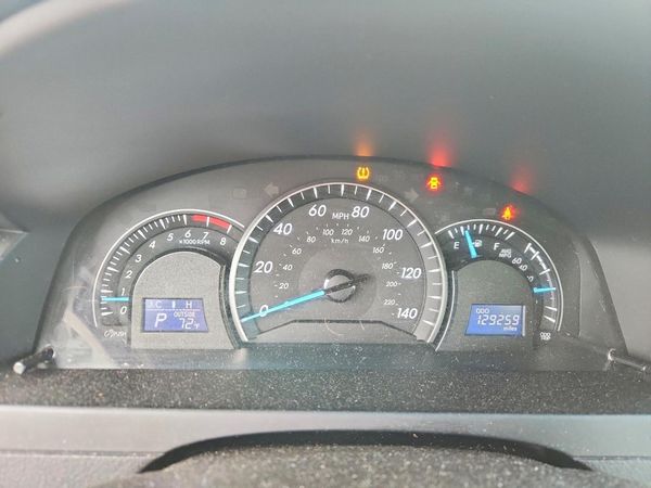 2014 TOYOTA CAMRY