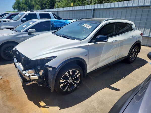 2018 INFINITI QX30