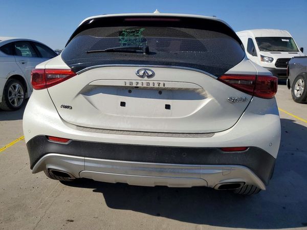 2018 INFINITI QX30