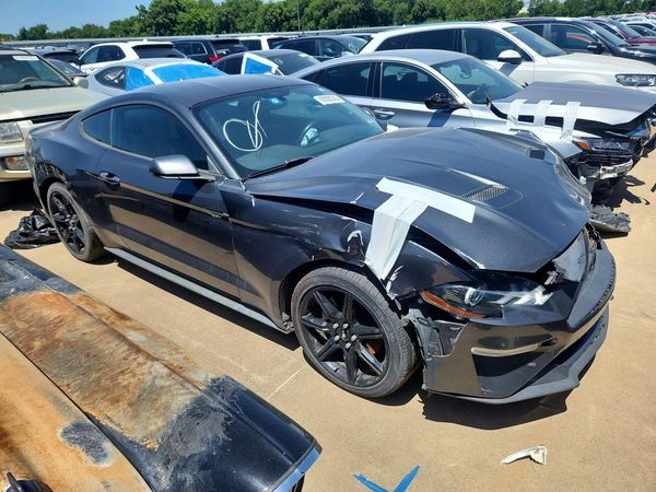 2020 FORD MUSTANG