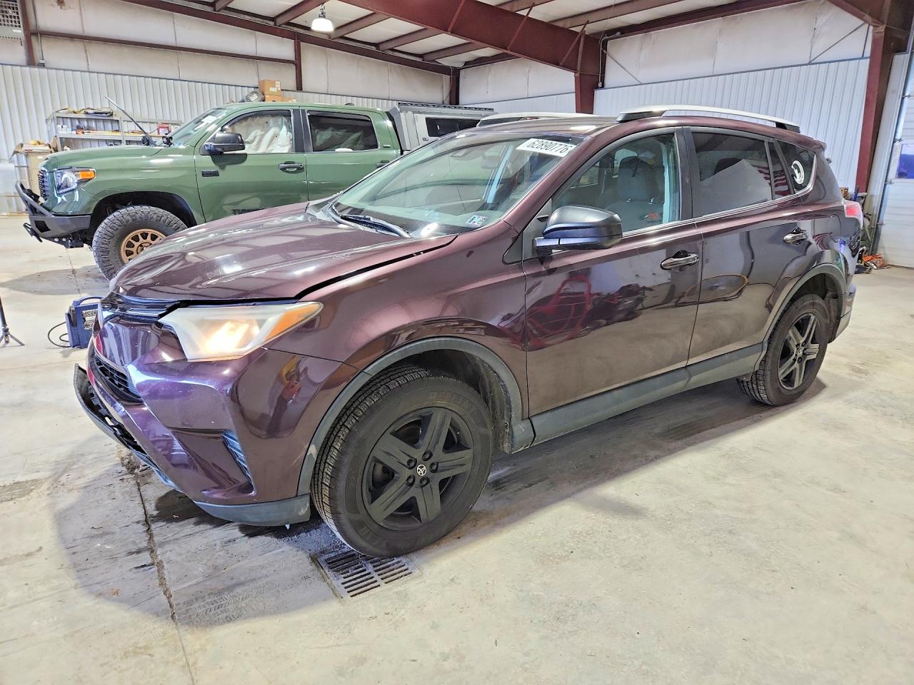 2017 TOYOTA RAV4 LE