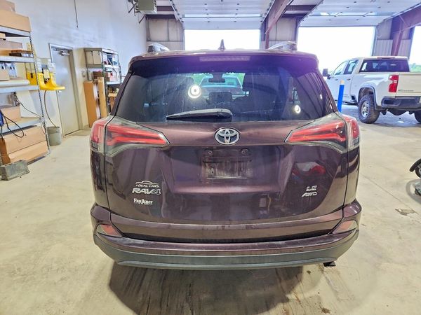 2017 TOYOTA RAV4 LE