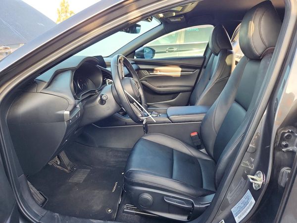 2023 MAZDA 3 Select Package