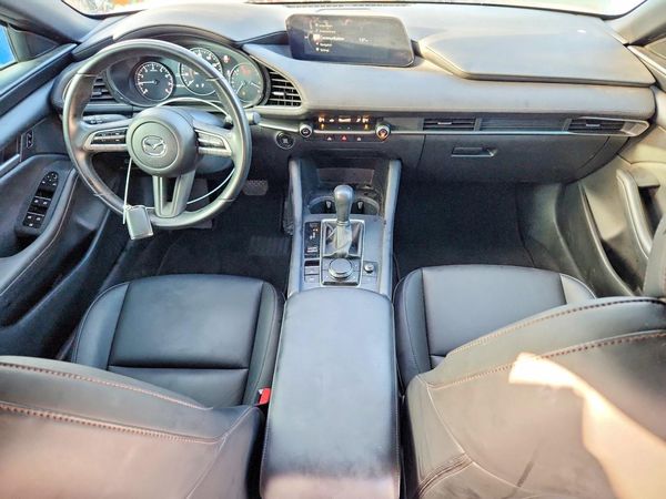 2023 MAZDA 3 Select Package