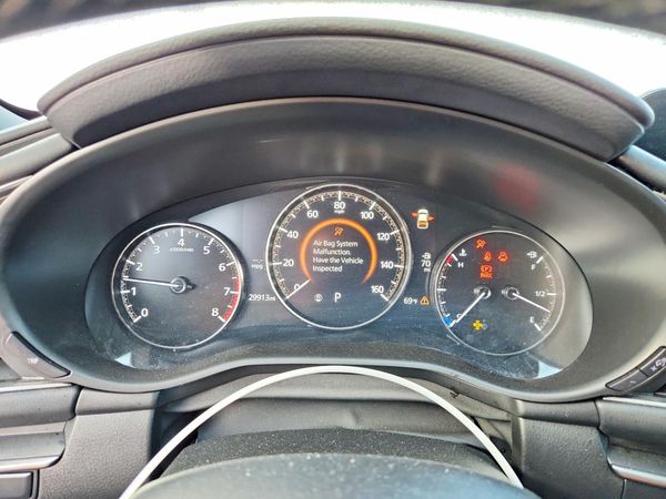 2023 MAZDA 3 Select Package