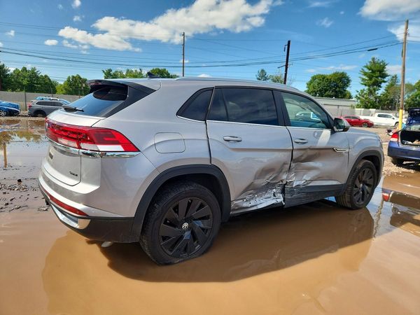 2025 VOLKSWAGEN ATLAS CROSS SPORT 4Motion SE