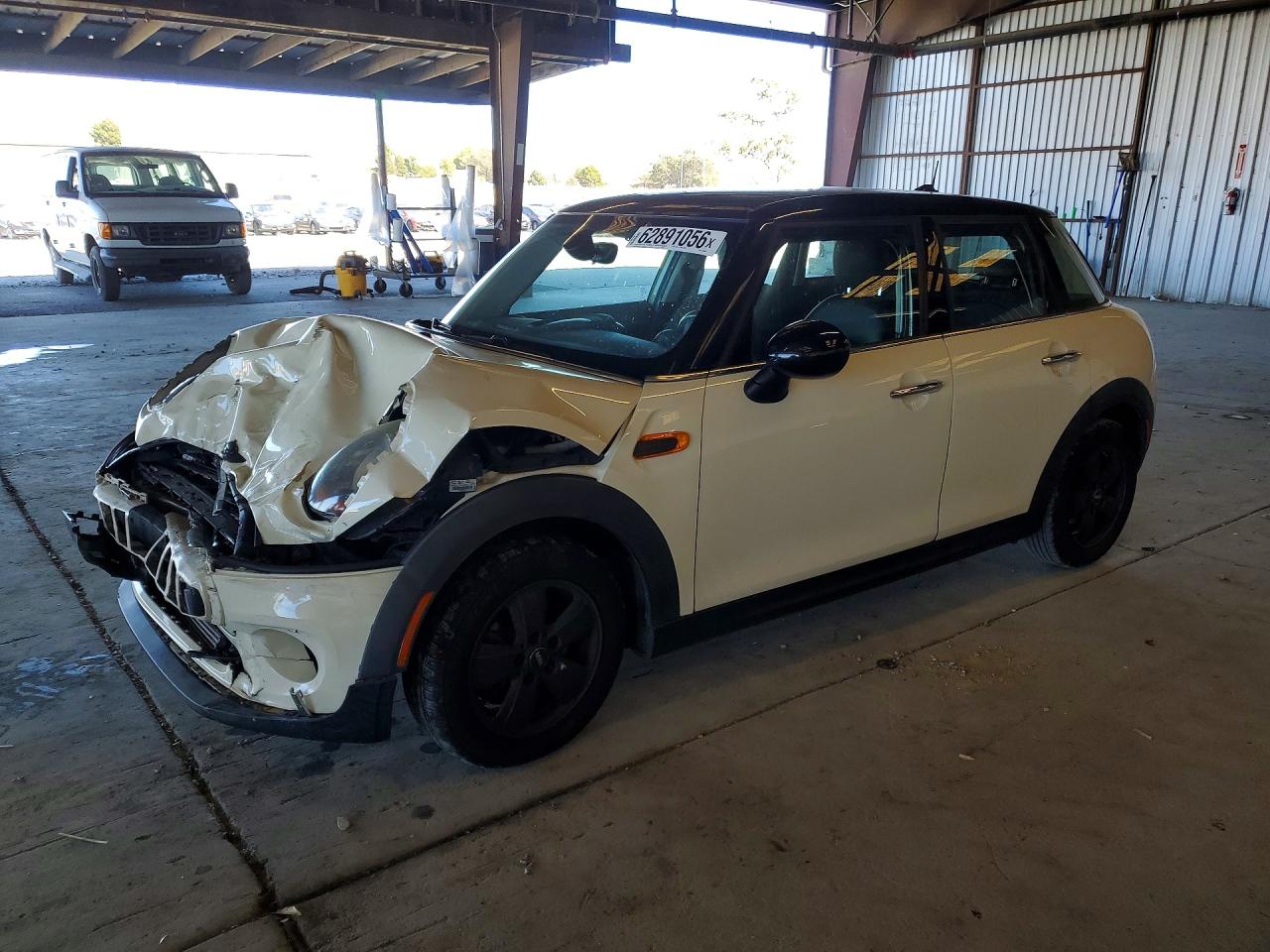 2015 MINI COOPER