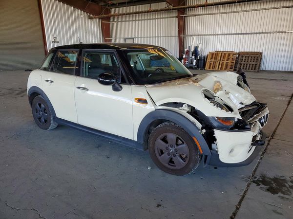 2015 MINI COOPER