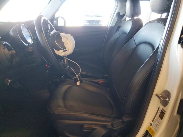 2015 MINI COOPER
