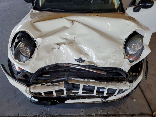 2015 MINI COOPER