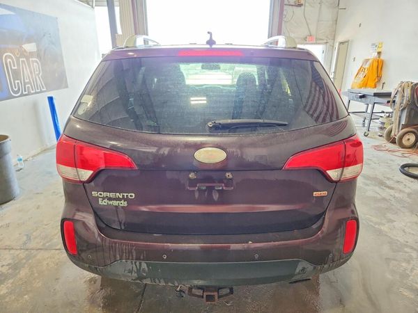 2015 KIA SORENTO GL