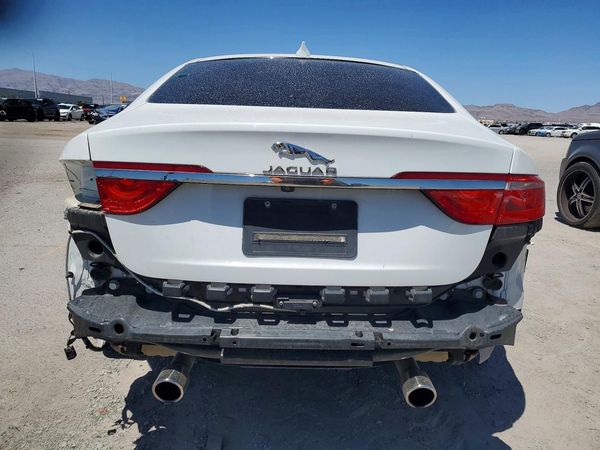 2017 JAGUAR XF Prestige