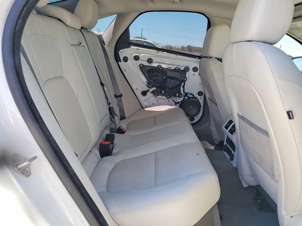2017 JAGUAR XF Prestige